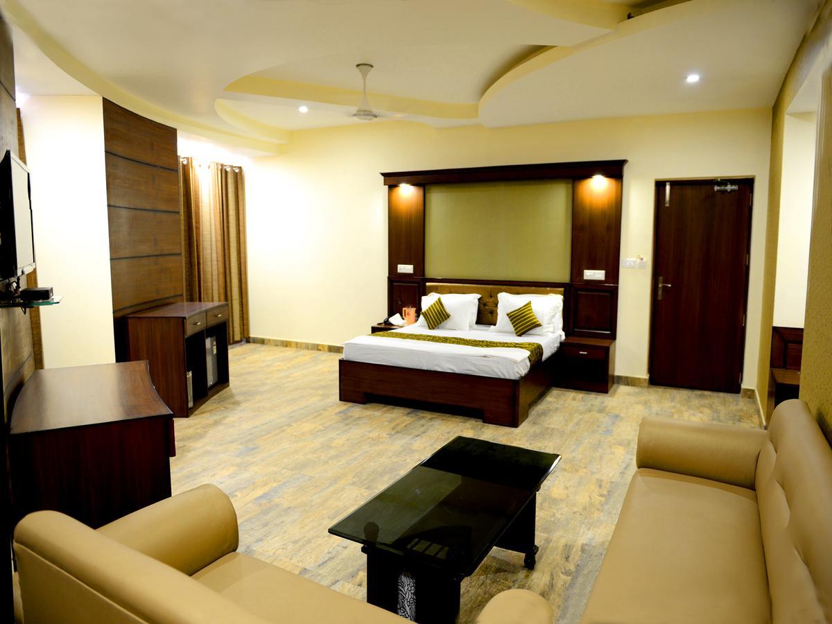 Anurag Hotel Katra  Εξωτερικό φωτογραφία